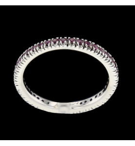 Eternity Ring in oro bianco rubino