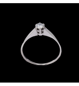 Solitaire ring white gold and diamond 0.30 carats.