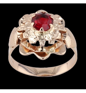 Vintage rose gold and ruby ring