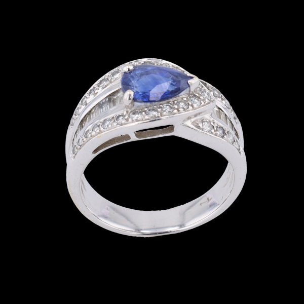 RING GOLD GRAY SAPPHIRE PEAR SIZE