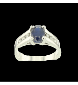 Ring White gold, sapphire and diamonds