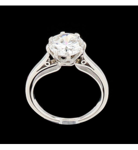 White gold solitaire 2 carats