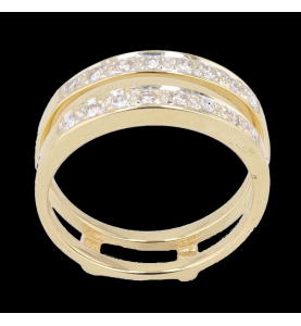 Double yellow gold ring with 16 diamonds