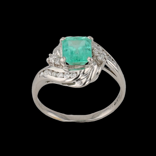 Platinum 900 emerald and diamond ring