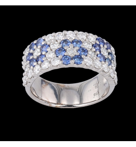 WHITE GOLD DIAMOND AND SAPPHIRE RING