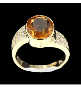 Citrine yellow gold ring and diamonds