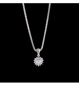 White gold and diamonds necklace and heart pendant