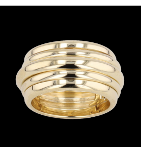 Piaget Possession ring in 750 / 18 carat yellow gold.