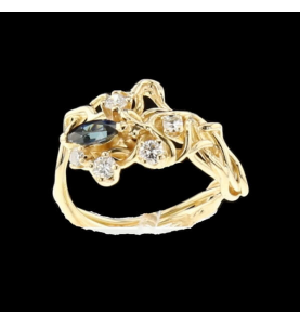 Ring Yellow Gold Sapphire Crumpled Effect