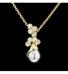 Yellow Gold Necklace Tahitian Pearl and Diamonds