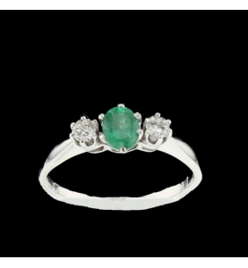 Emerald ring and diamonds