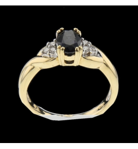 Yellow Gold Sapphire Ring and 6 Diamonds