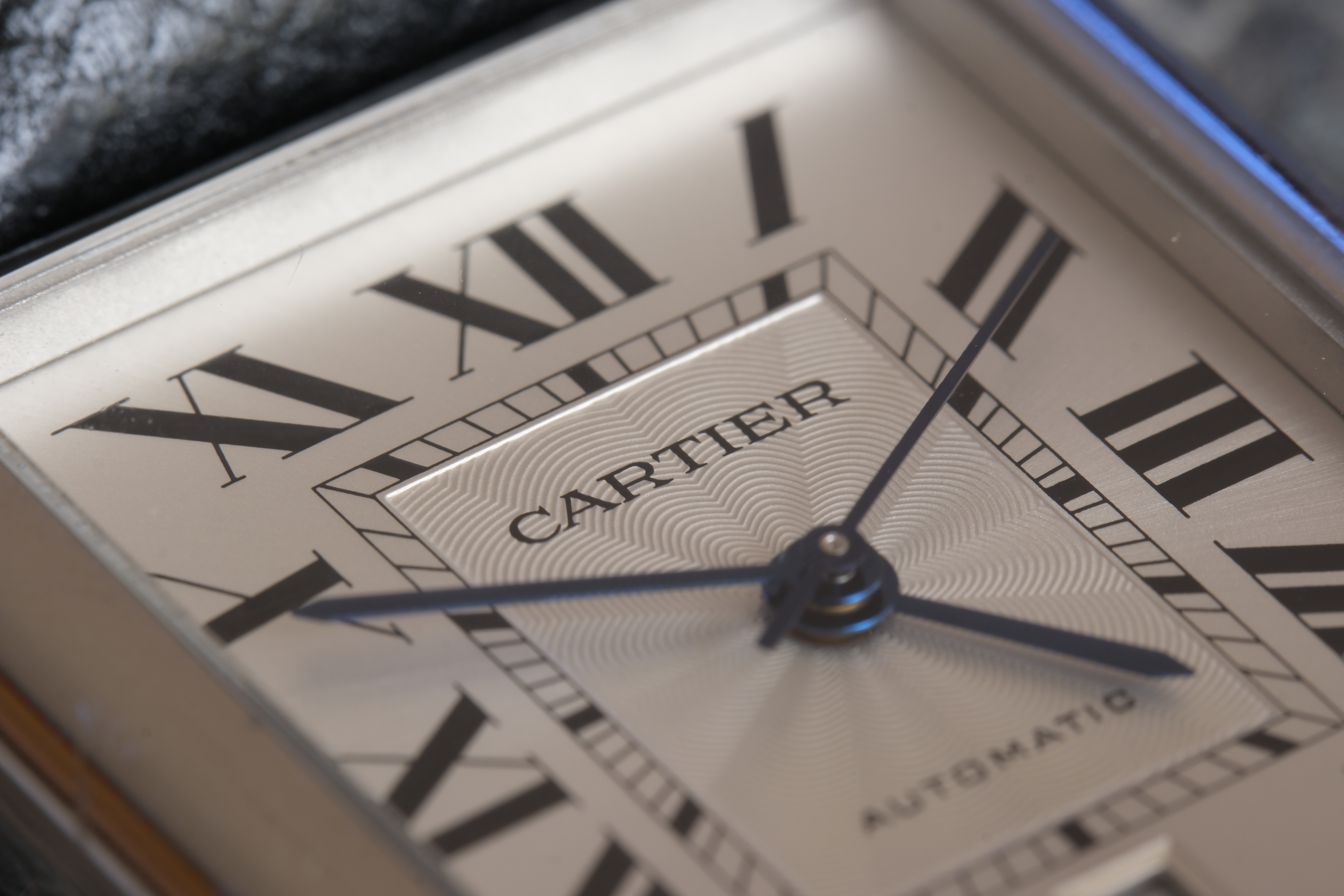 How to Buy a Pre-Owned Luxury Watch in Switzerland Safely in 2026 ?