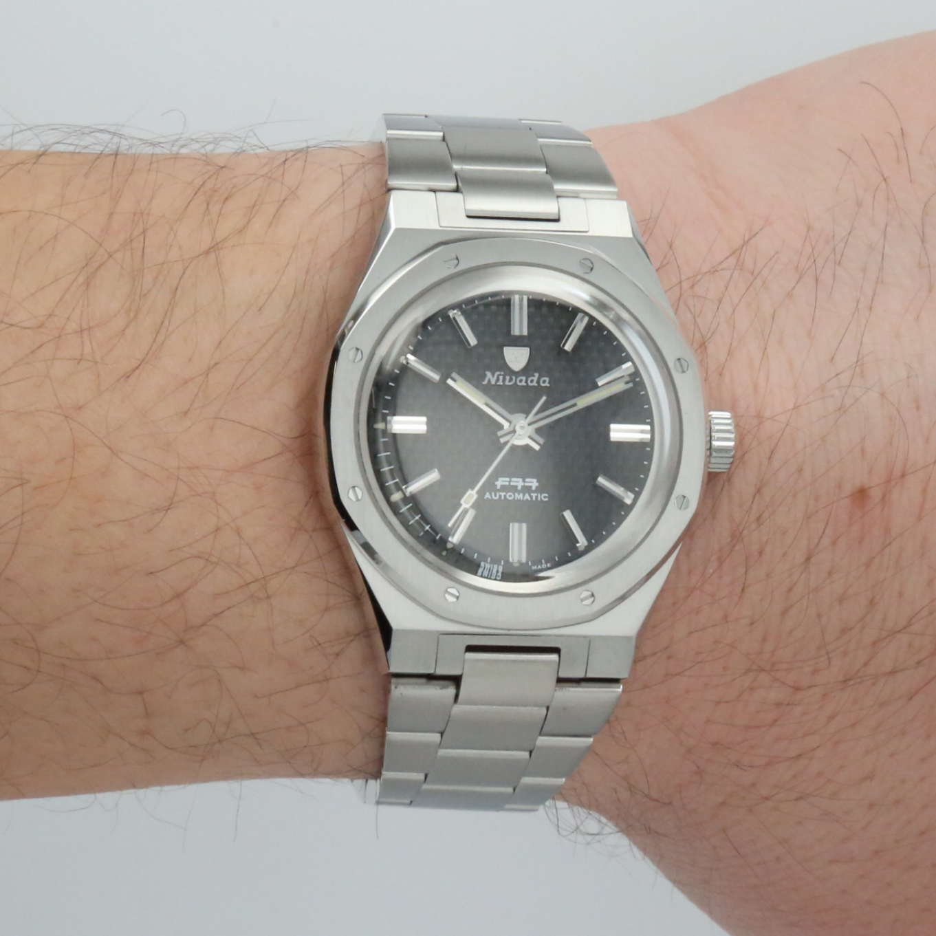 NIVADA_GRENCHEN_F77_BLACK_DIAL image