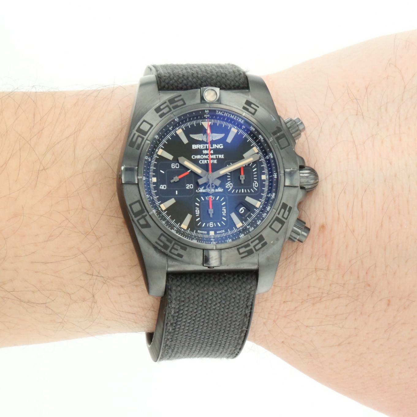 BREITLING_CHRONOMAT_44_BLACKSTEEL image