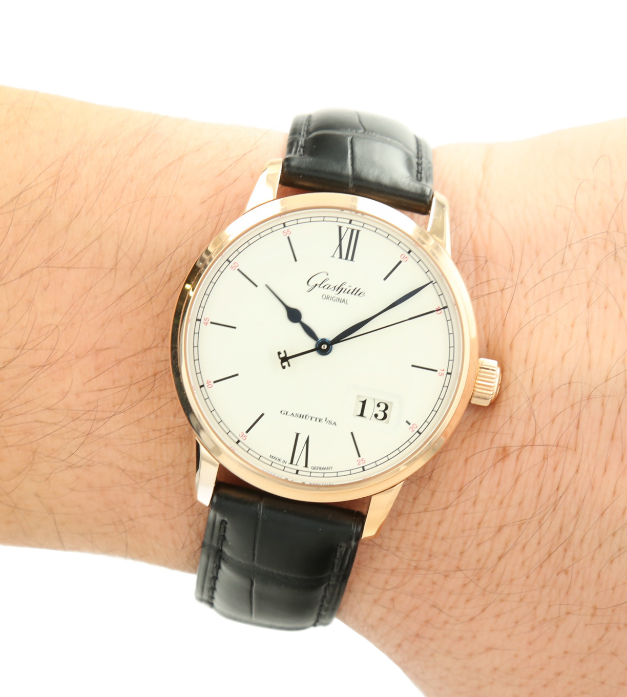 GLASHUTTE_SENATOR_EXCELLENCE_DATE_PANORAMA image