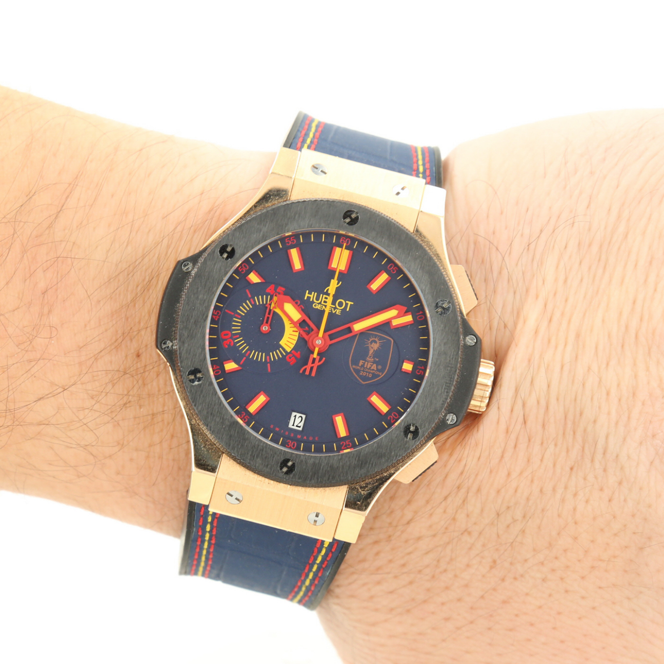 HUBLOT_BIG_BANG_SPAIN_WORLD_CUP_2010_WINNERS_SOUTH_AFRICA image