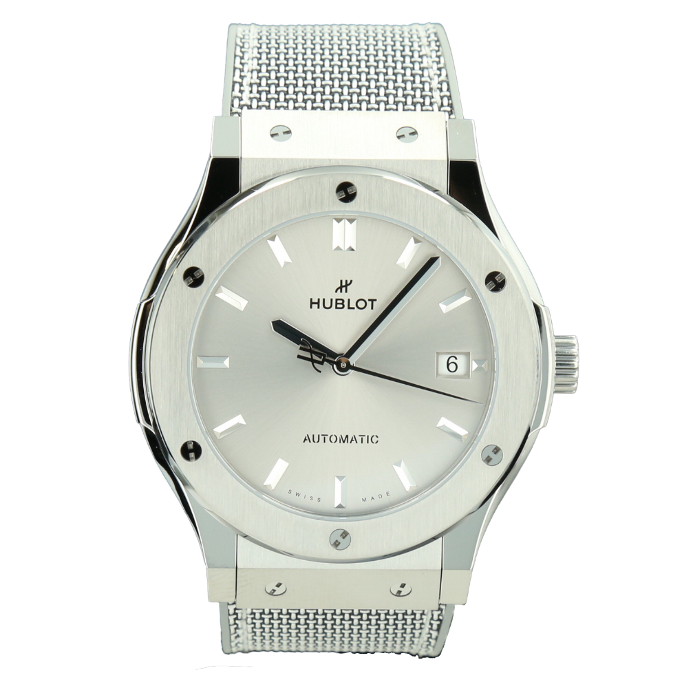 CLASSIC_FUSION_ESSENTIAL_GREY image