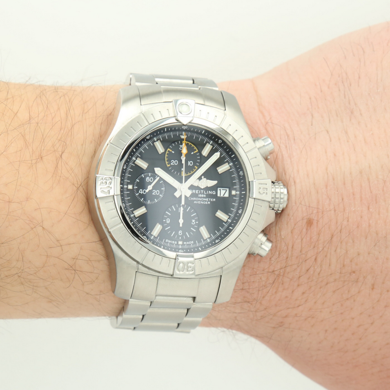 BREITLING_AVENGER image