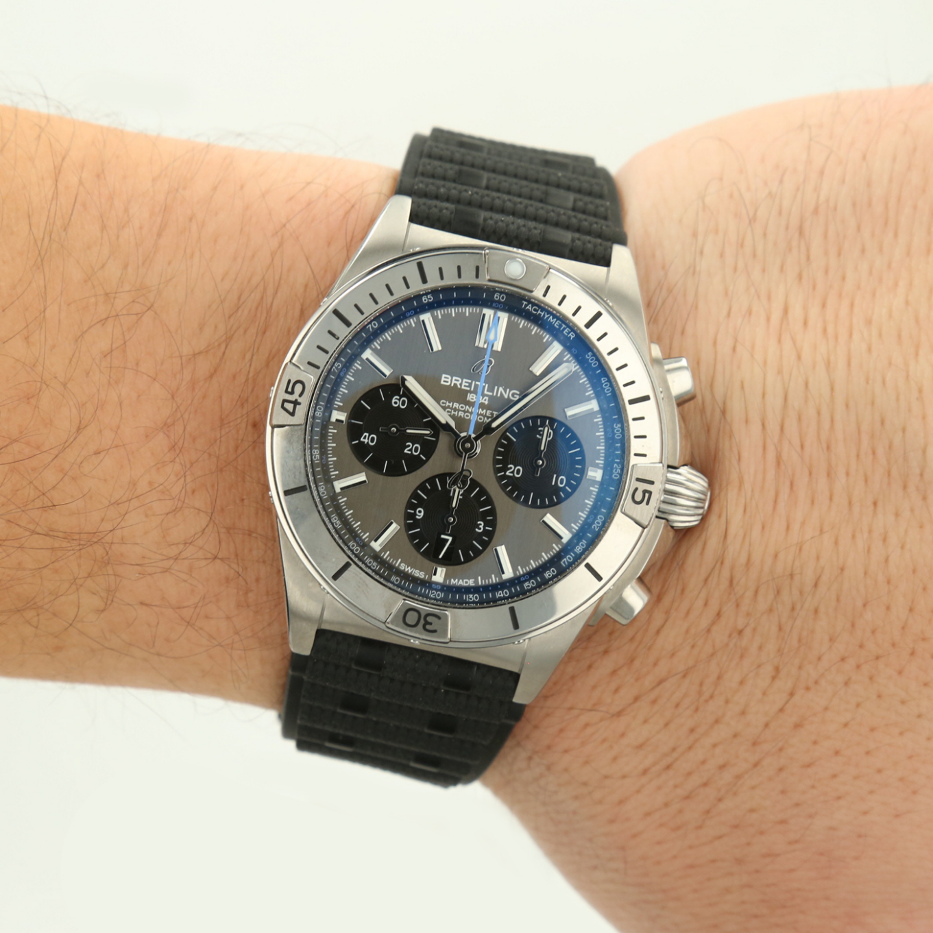BREITLING_CHRONOMAT_B01_42 image