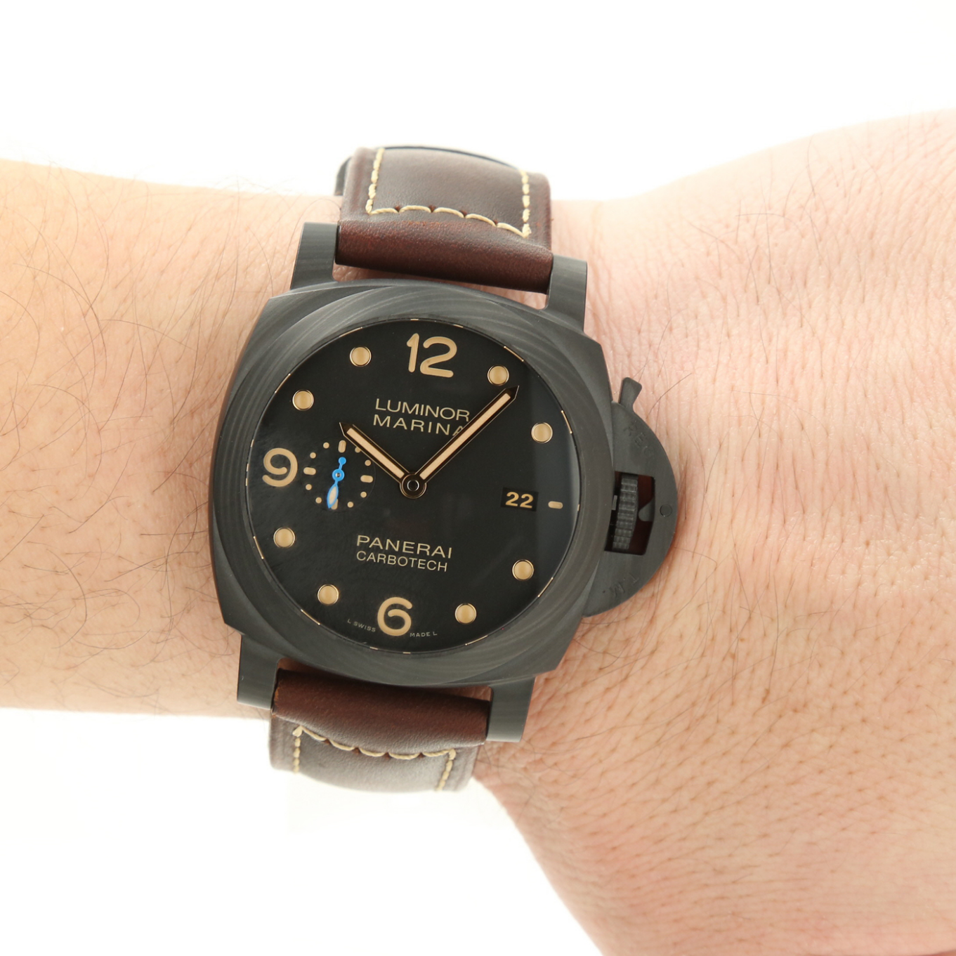 PANERAI_LUMINOR_MARINA_1950_CARBOTECH image