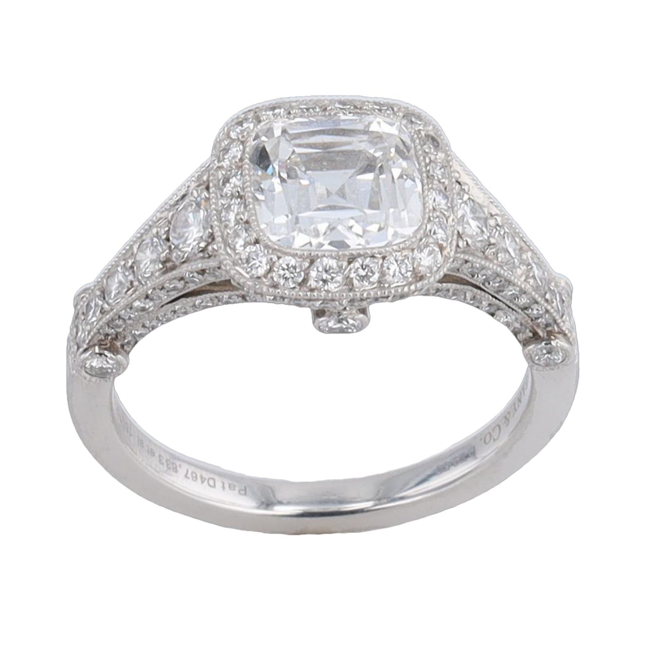 BAGUE_SOLITAIRE_TIFFANY_&_CO_EN_PLATINE_AVEC_DIAMANT_COUSSIN image