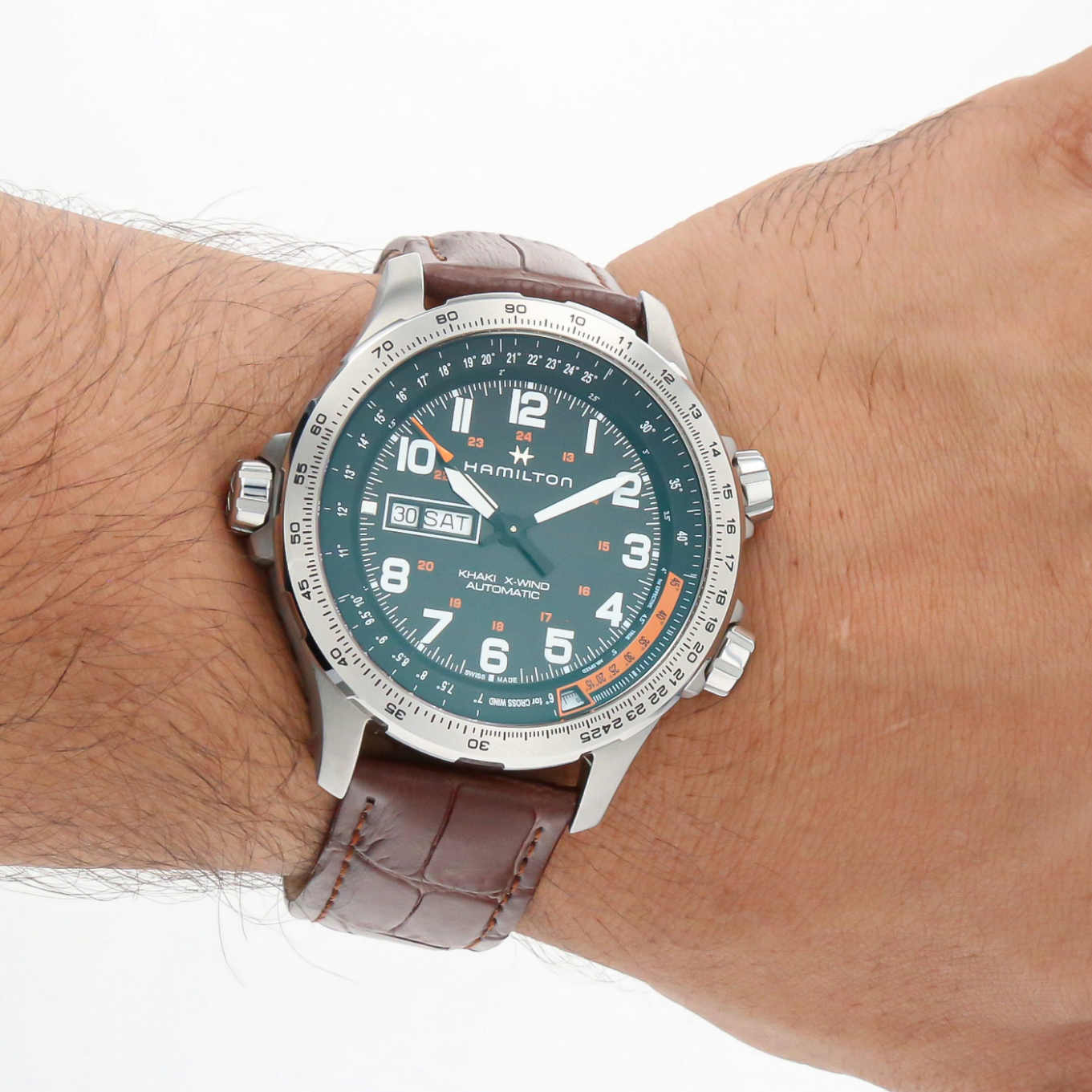 HAMILTON_KHAKI_AVIATION_X-WIND_DAY_DATE_AUTO image