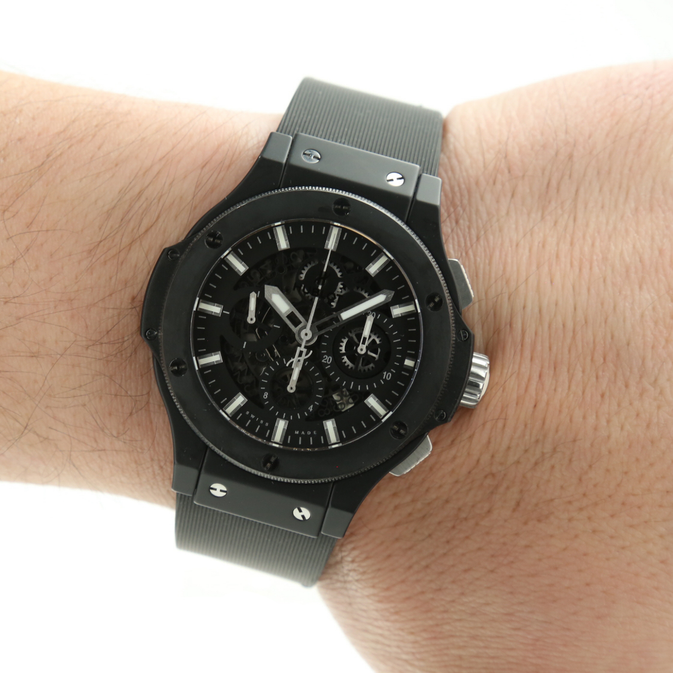 HUBLOT_BIG_BANG_AERO_BANG_BLACK_MAGIC image