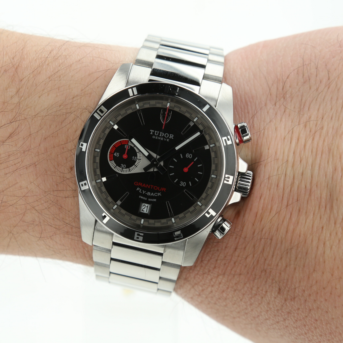 TUDOR_GRANTOUR_FLY-BACK image