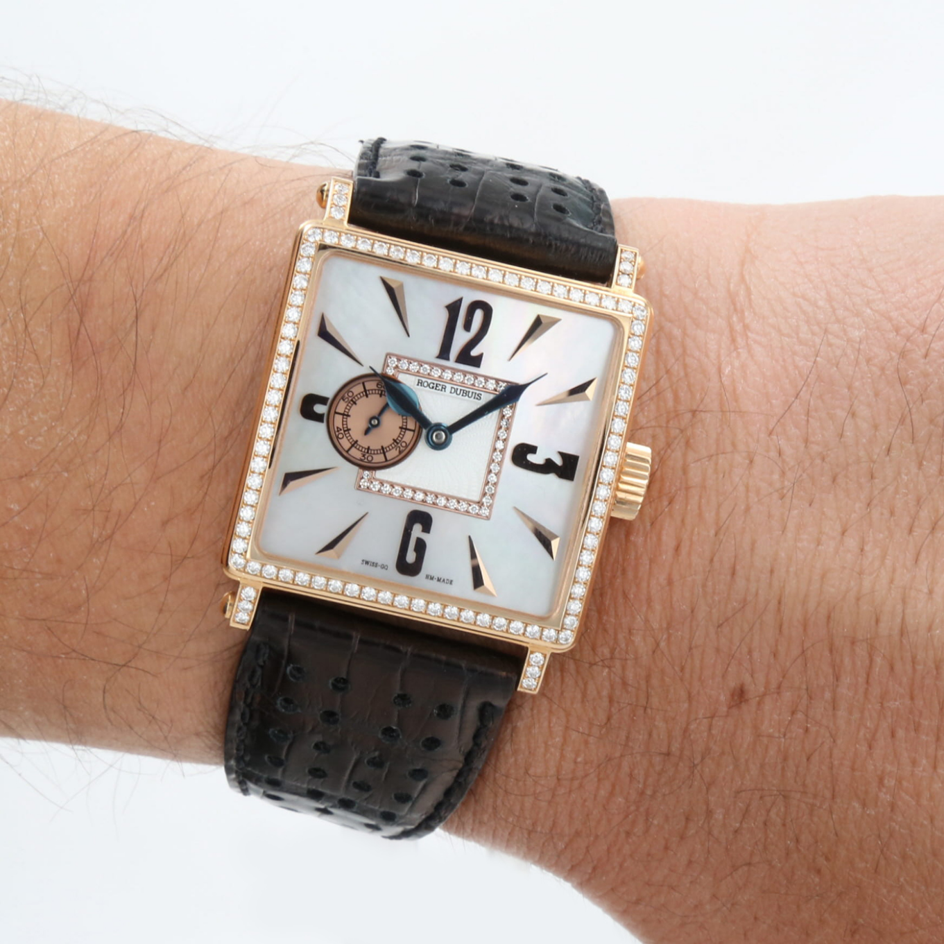 ROGER_DUBUIS_GOLDEN_SQUARE_LADY image