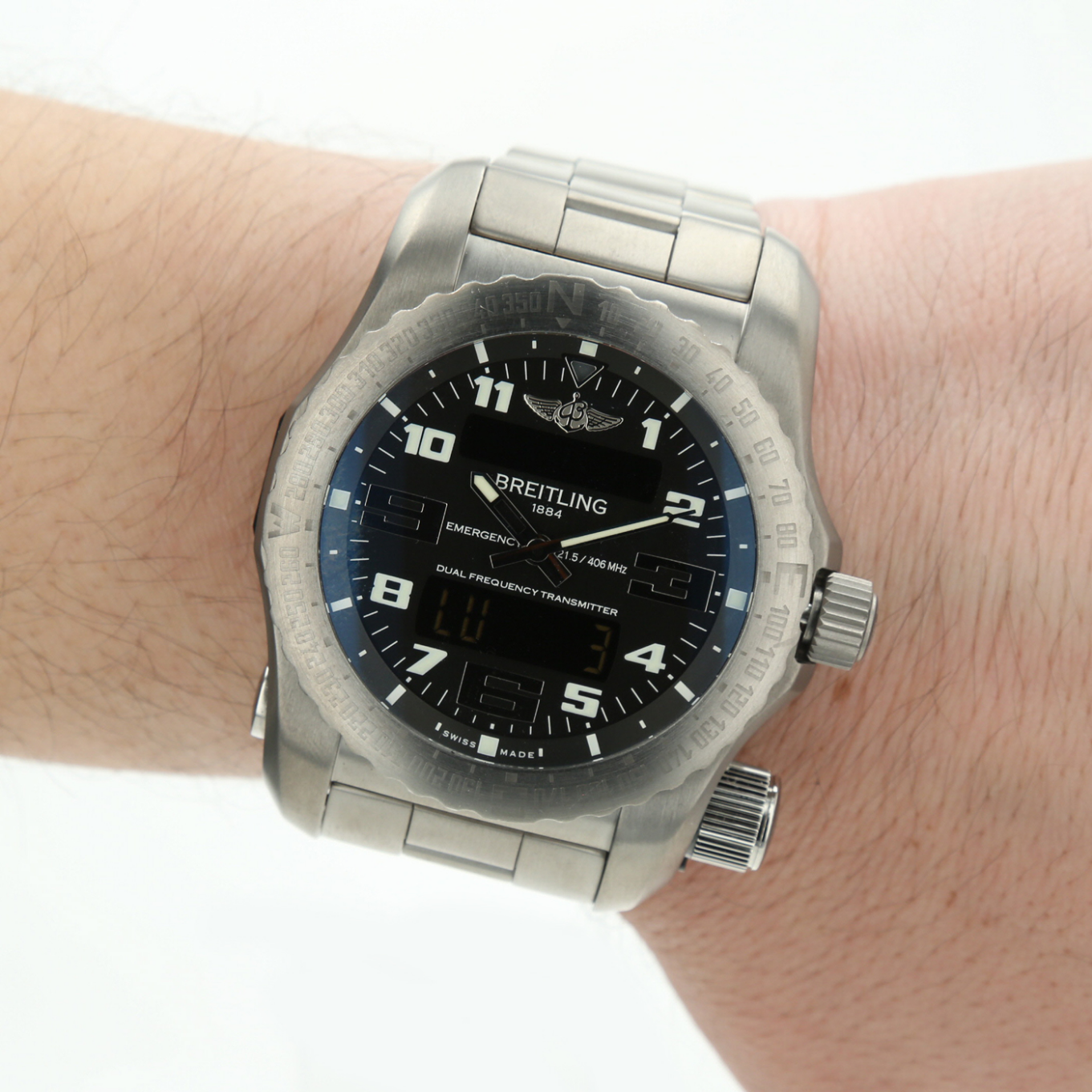 BREITLING_EMERGENCY_TITANE image