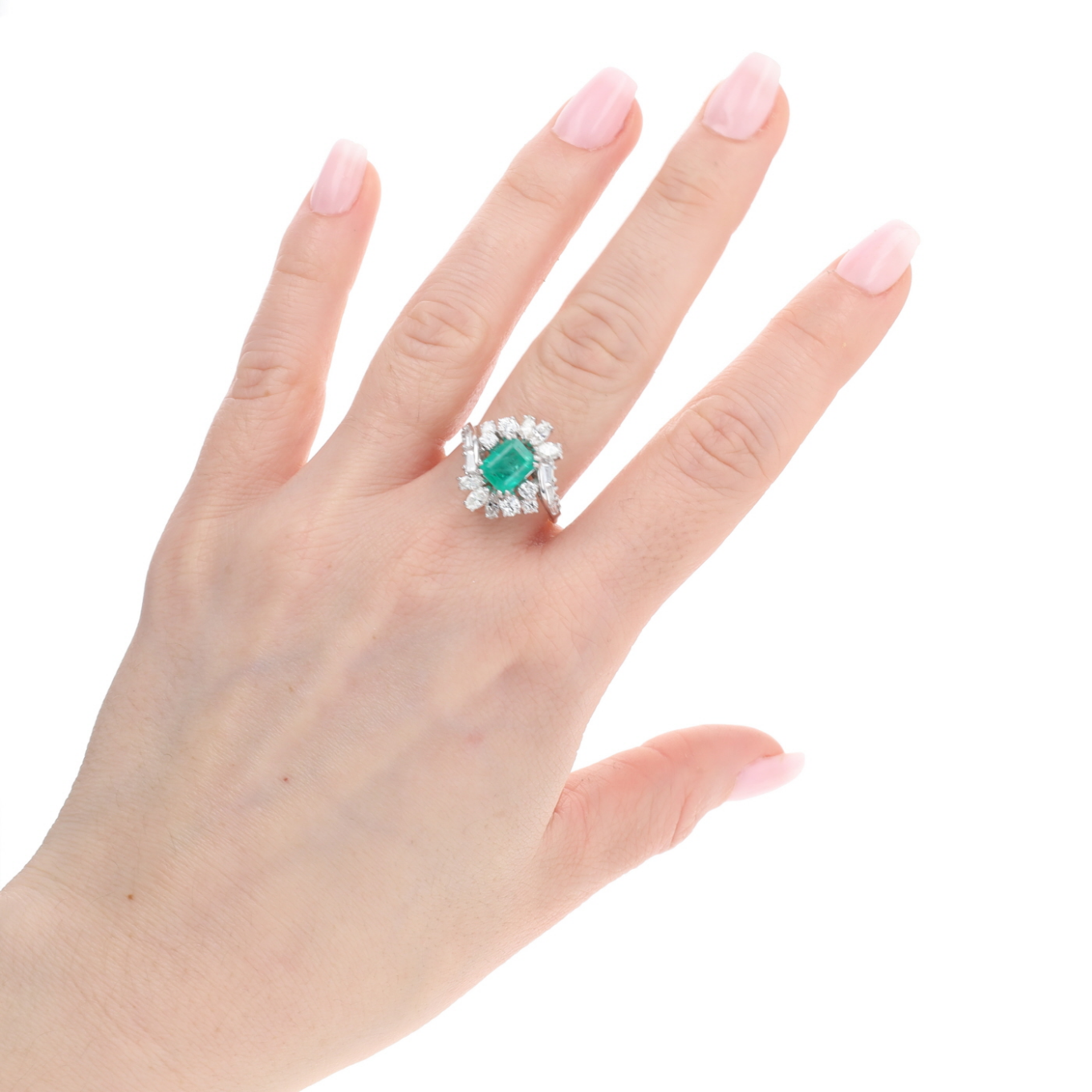 BAGUE_BALLERINE_ASYMETRIQUE_EMERAUDE_1.65_CT image