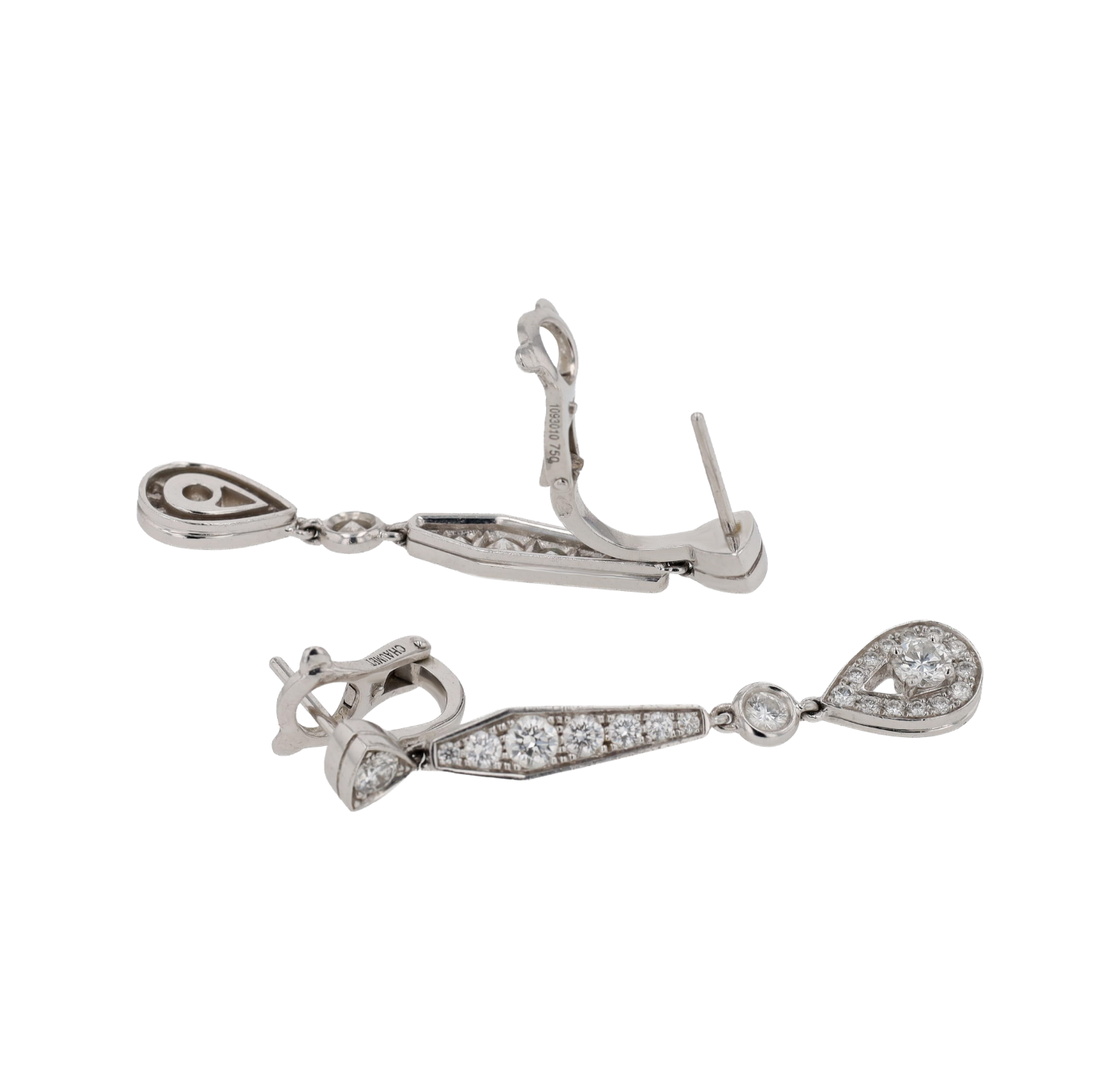 BOUCLES_D'OREILLES_CHAUMET_JOSEPHINE_AIGRETTE_DIAMANTS_0.85_CT image