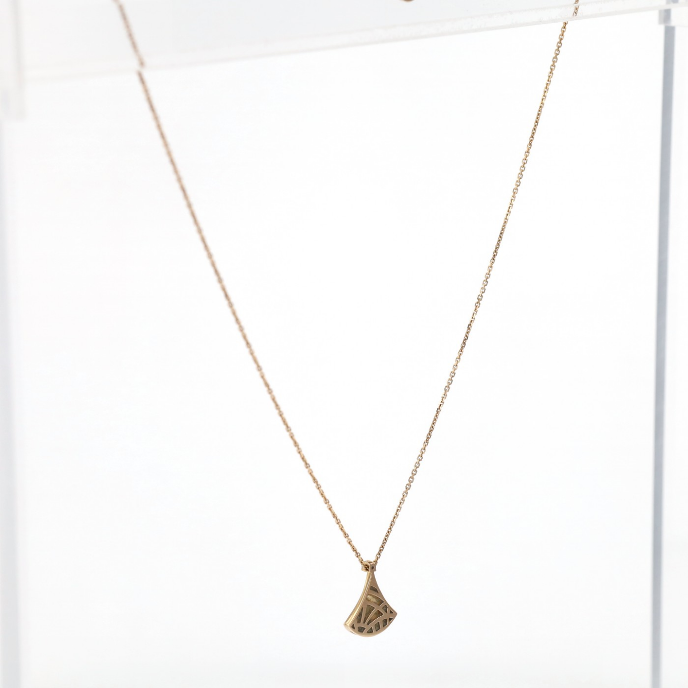 COLLIER_BVLGARI_DIVAS'_DREAM_NACRE image