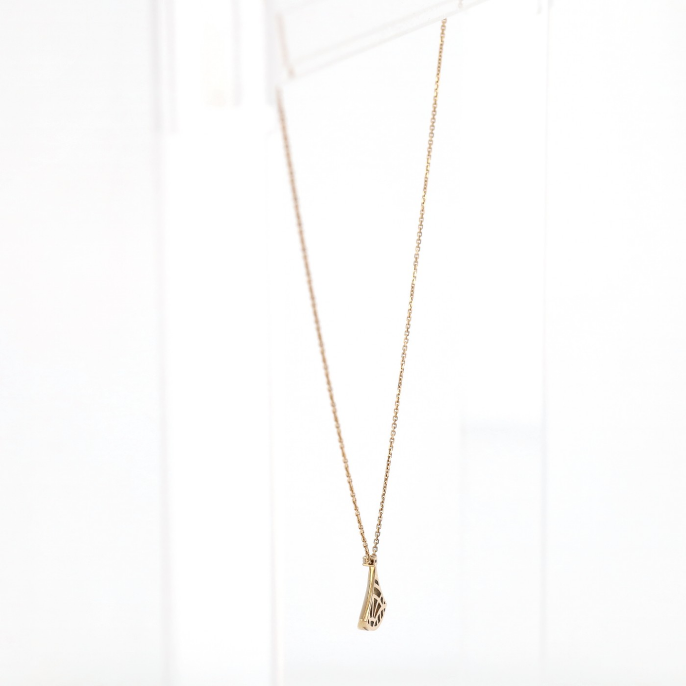 COLLIER_BVLGARI_DIVAS'_DREAM_NACRE image