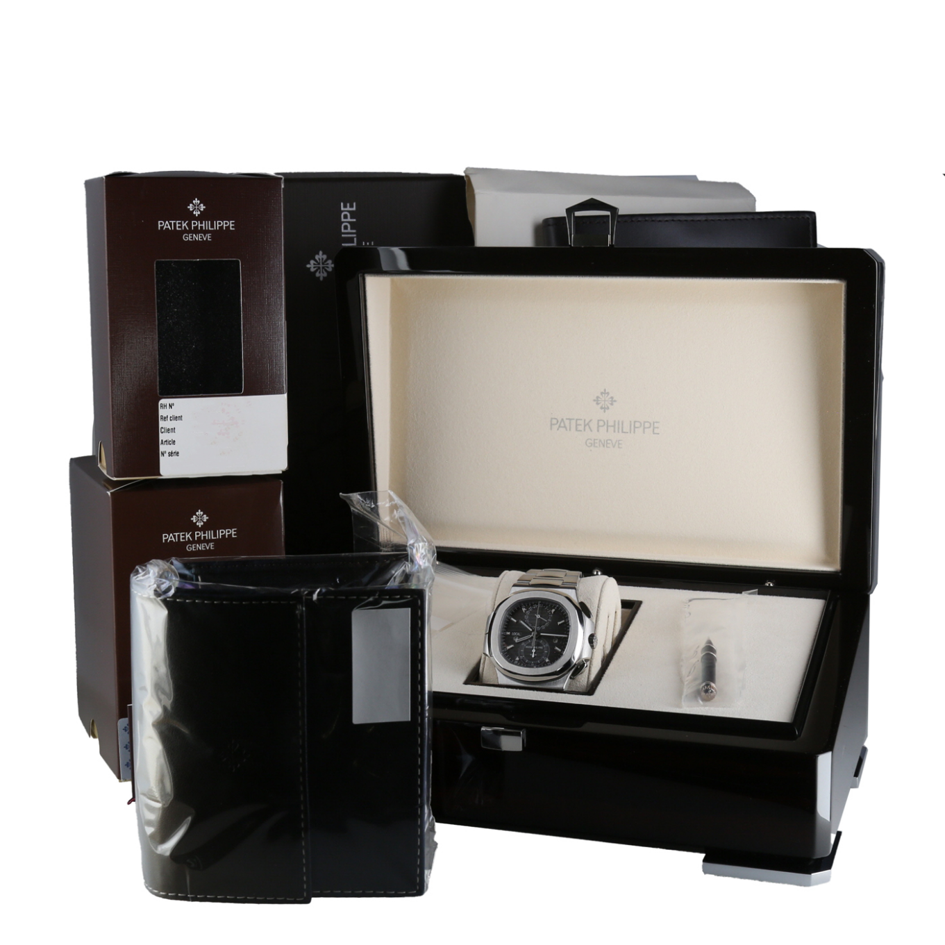 PATEK_PHILIPPE_NAUTILUS_CHRONO_GMT image