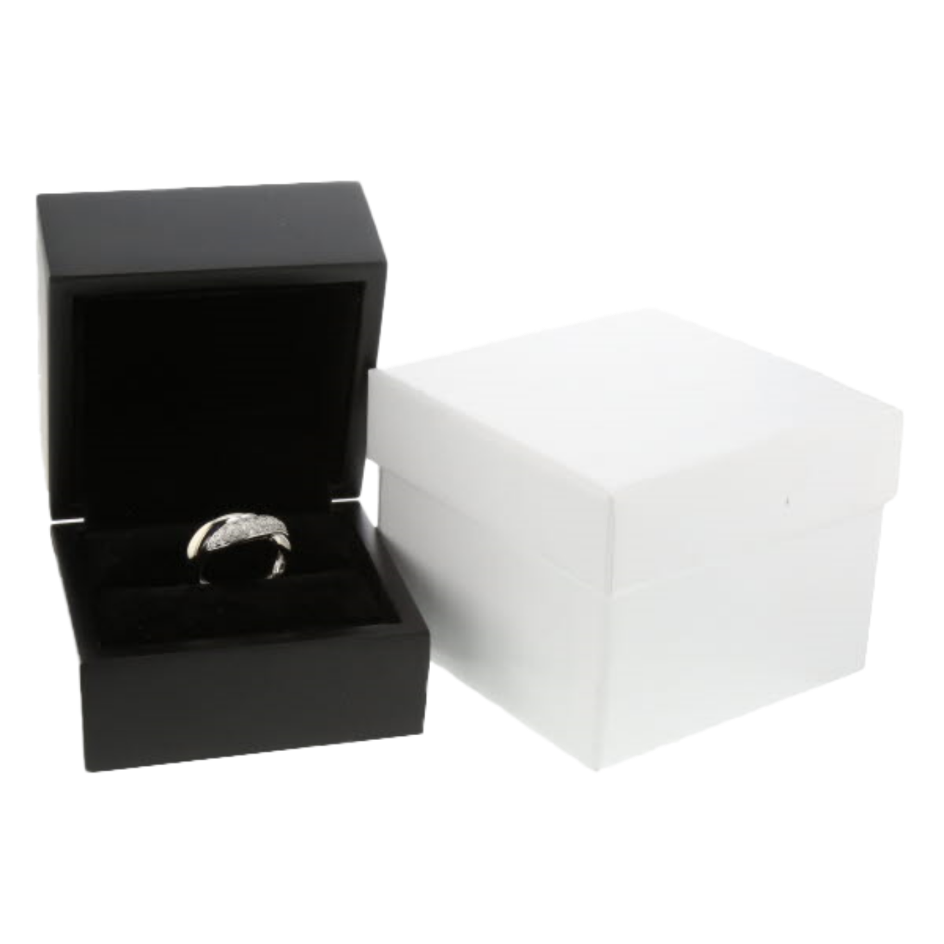 BAGUE_EN_OR_GRIS_DIAMANTS image