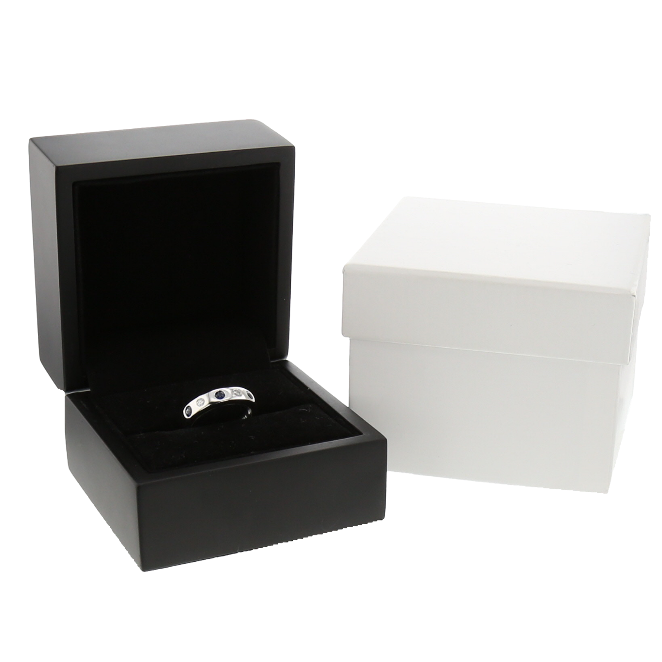 BAGUE_OR_GRIS_DIAMANTS_ET_SAPHIRS image