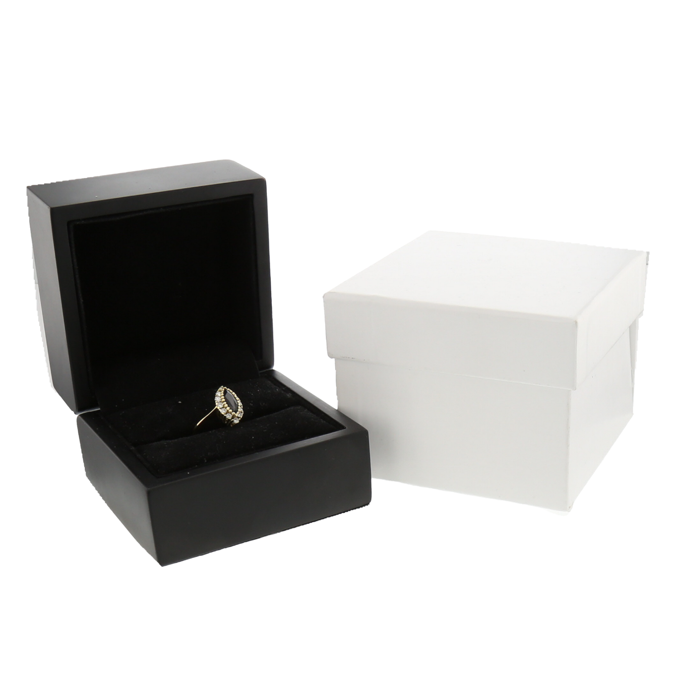 BAGUE_OR_JAUNE_SAPHIR_ET_DIAMANTS image