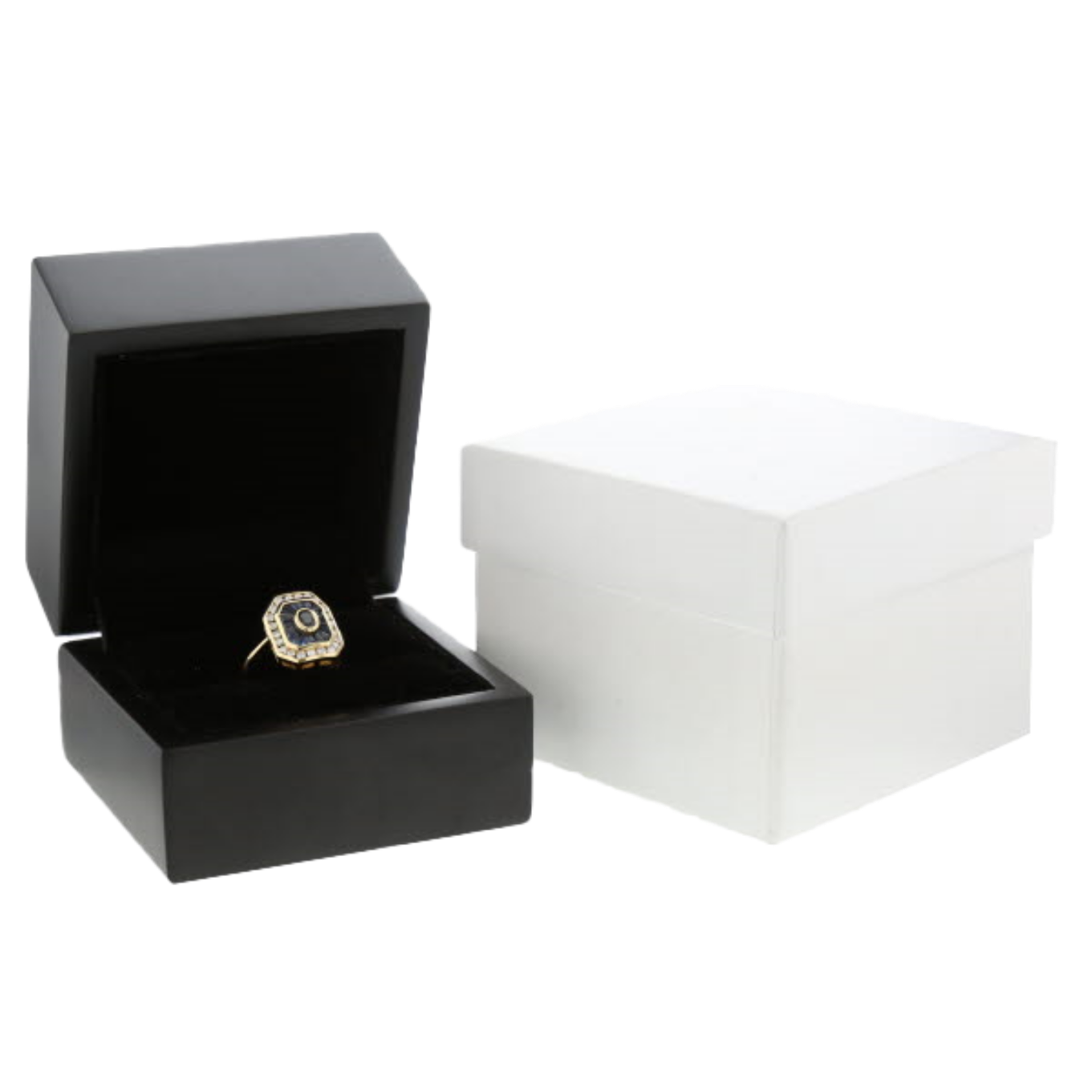 BAGUE_OR_JAUNE_SAPHIR_ET_DIAMANTS image