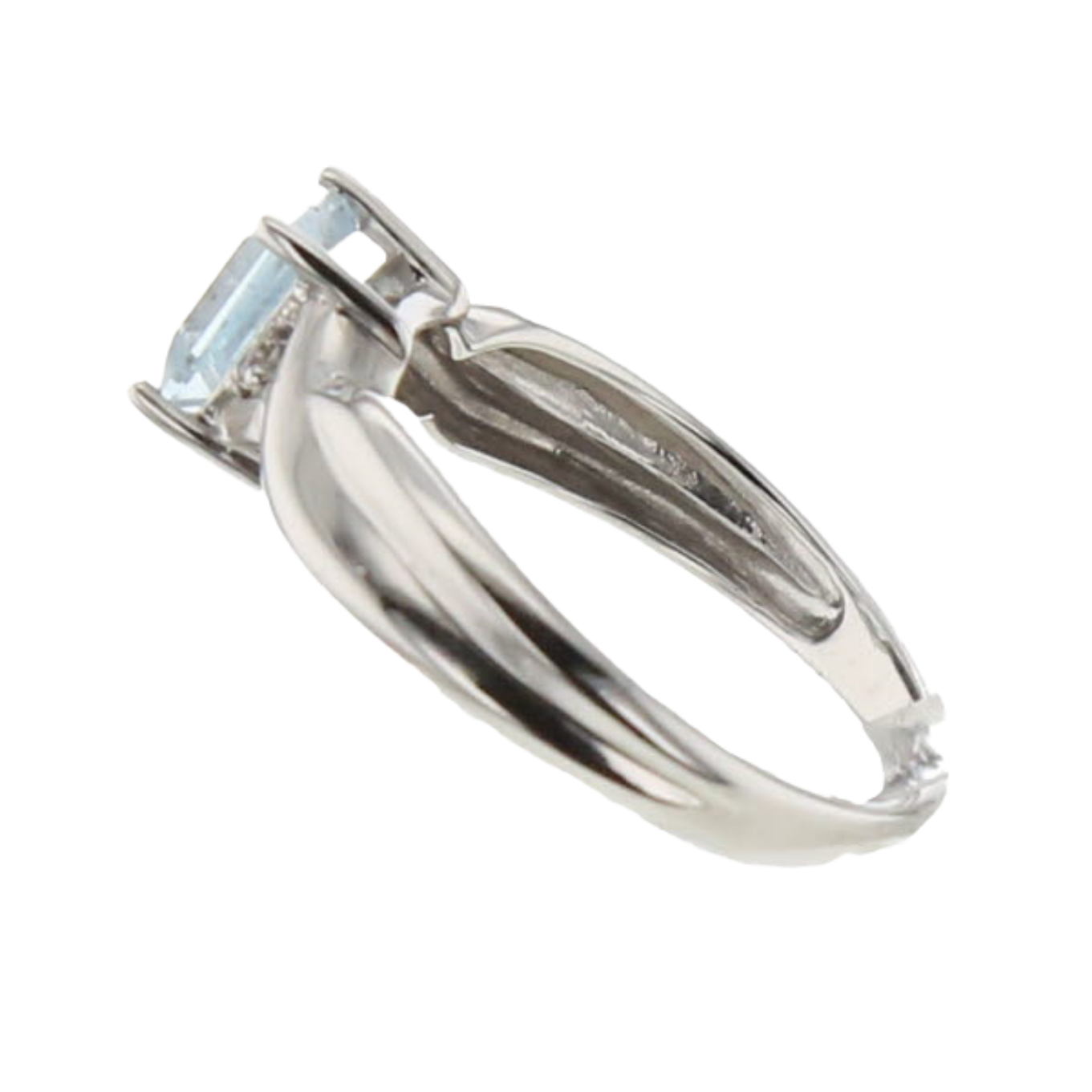 BAGUE_OR_GRIS_AIGUE-MARINE_ET_DIAMANTS image
