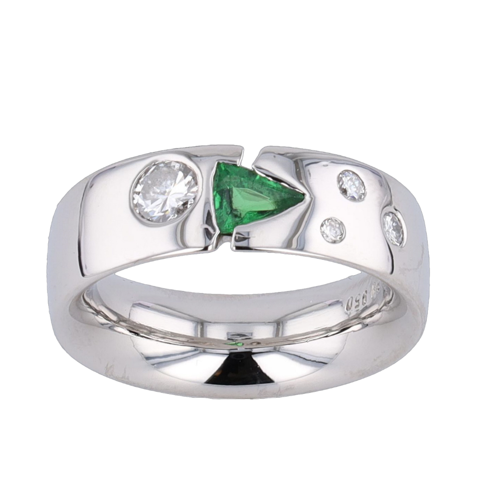 BAGUE_PALLADIUM_DIAMANTS_ET_EMERAUDE image
