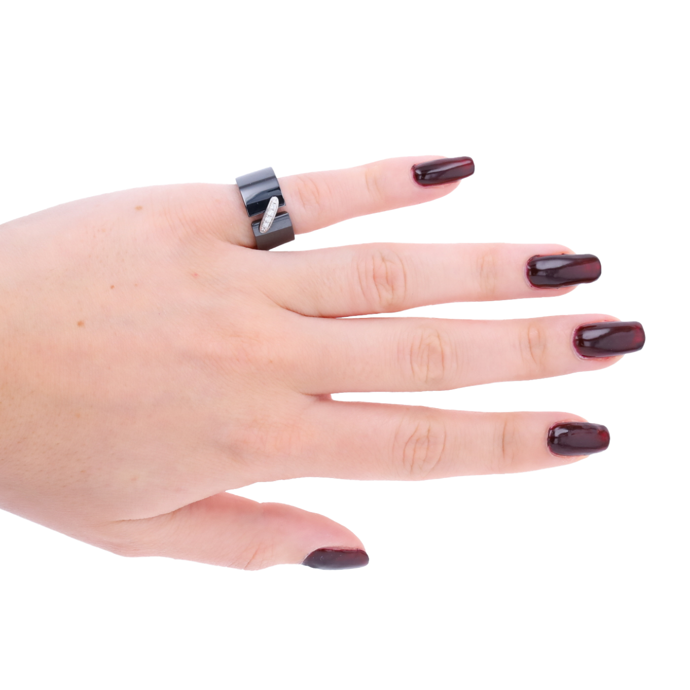 BAGUE_CHAUMET_EN_CERAMIQUE_ET_DIAMANTS image