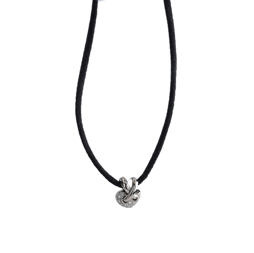 COLLIER_CHAUMET_CŒUR_PAVE_EN_OR_GRIS_ET_DIAMANTS image