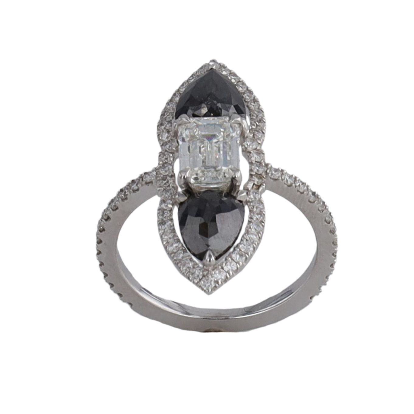 BAGUE_TRIPTYQUE_DIAMANT_EMERAUDE_ET_DIAMANTS_NOIRS image