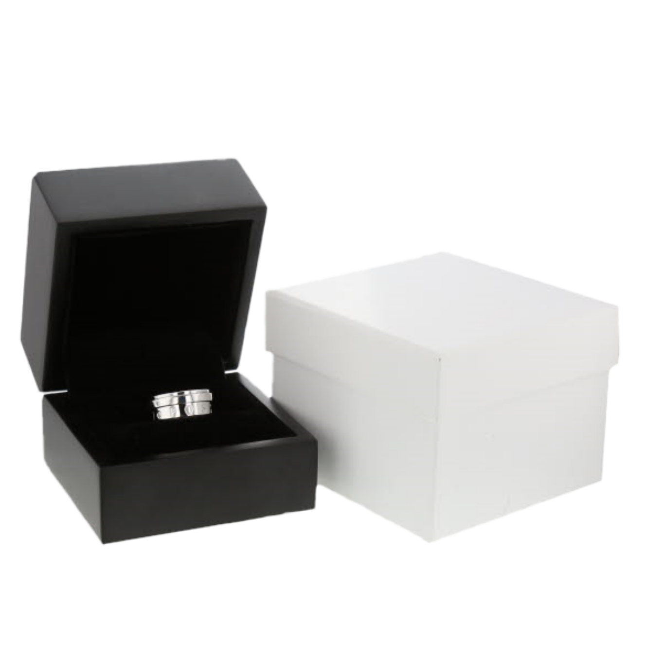 BAGUE_PIAGET_POSSESSION_EN_OR_GRIS_ET_DIAMANTS image