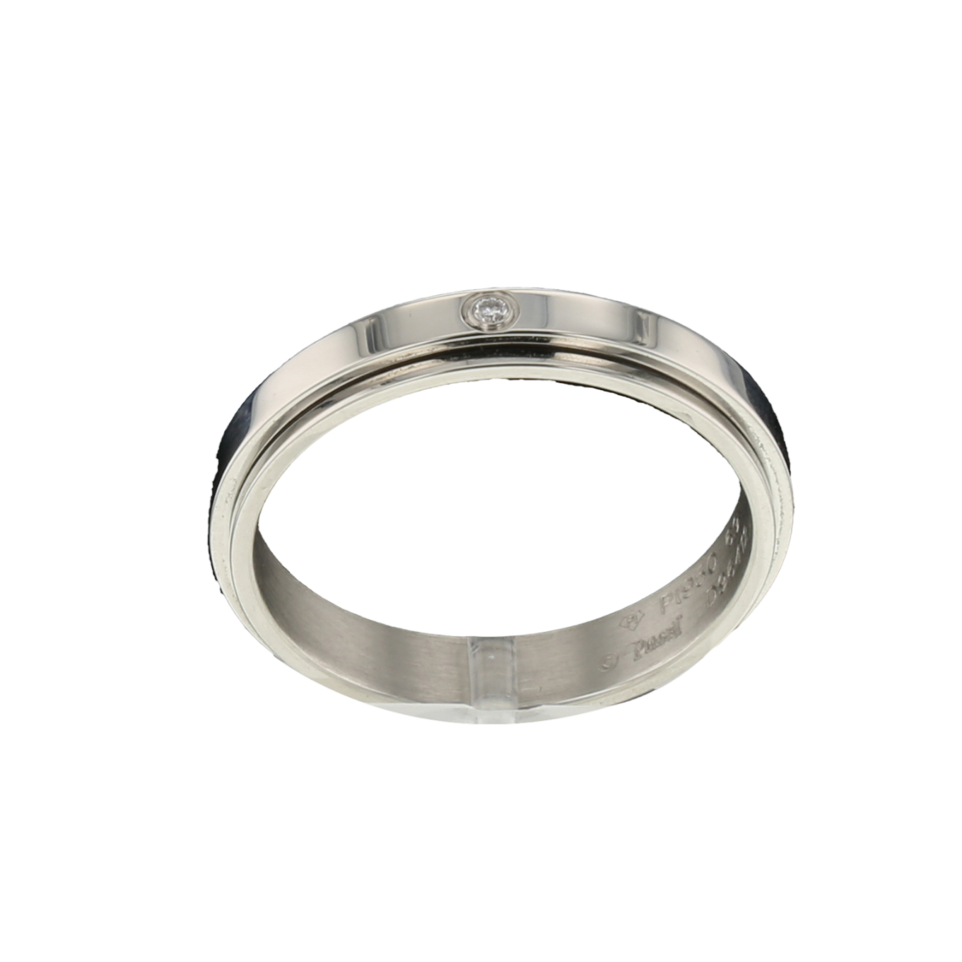 ALLIANCE_PIAGET_POSSESSION_EN_PLATINE_ET_DIAMANT image