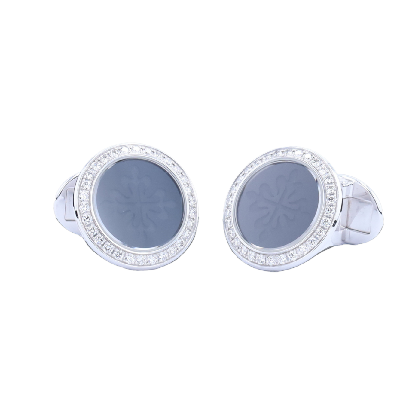 BOUTONS_DE_MANCHETTE_PATEK_PHILIPPE_CALATRAVA_OR_GRIS_ET_DIAMANTS image