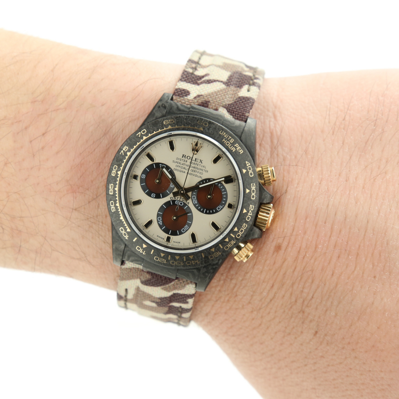 DESIGNA_INDIVIDUAL_WATCHES_DAYTONA_DESERT_EAGLE image
