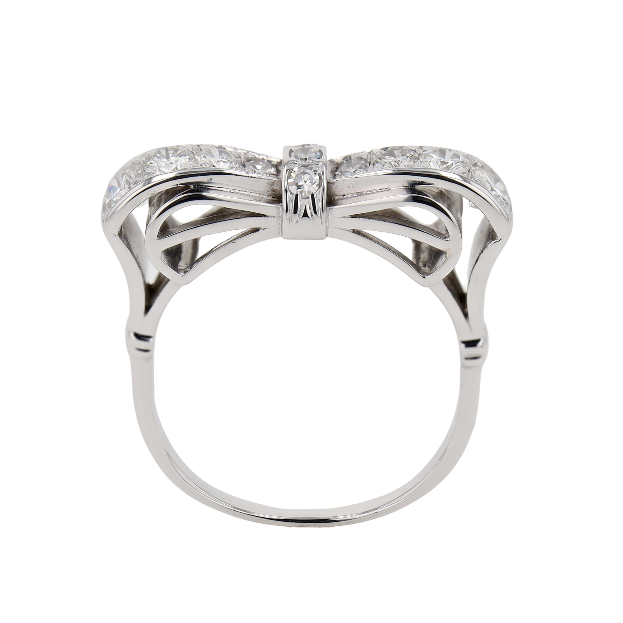 0.45 CT DIAMOND BOW TIE RING